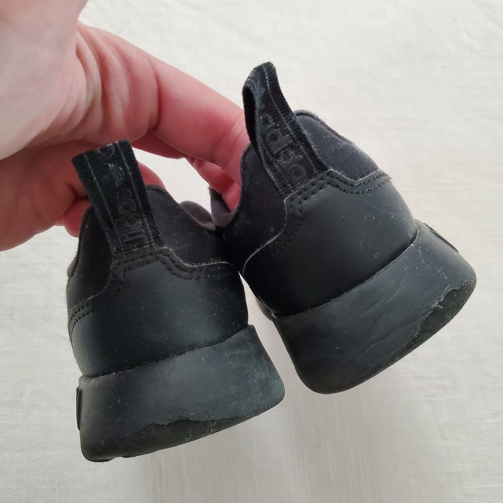 Adidas Black Tennis Shoes toddler 8 - Picture 4 of 7